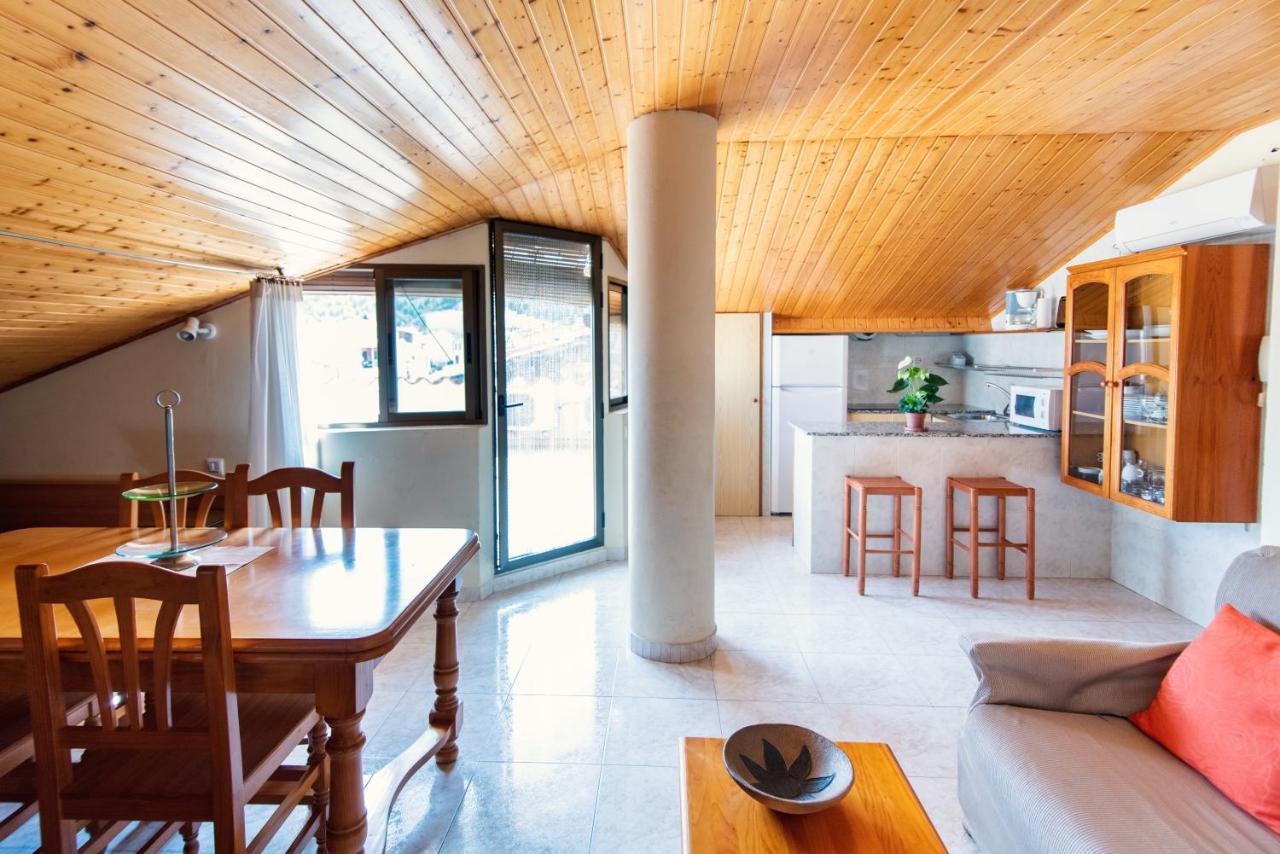 Apartamentos Maribel Calaceite Bagian luar foto